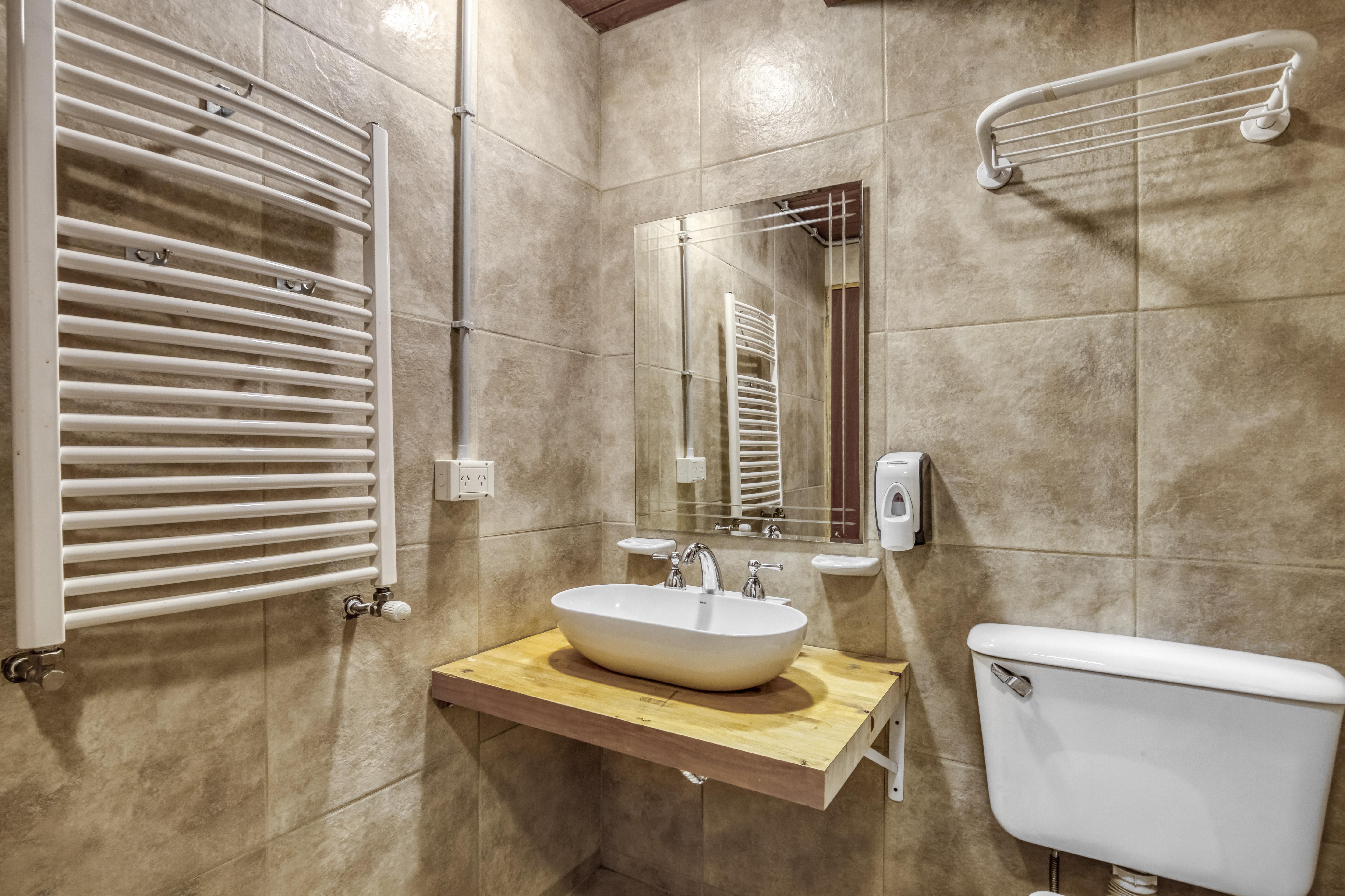 Selina Hotel 3*